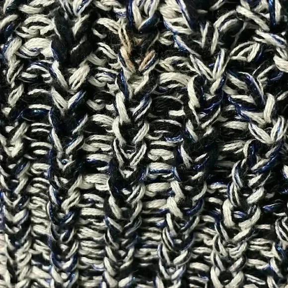 Banana republic, chunky, metallic light weight sweater petite large - Picture 4 of 7